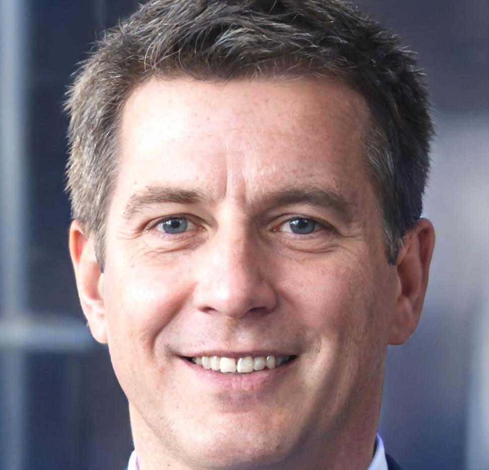 Tomasz Lipiński, Financial Mathematics Instructor